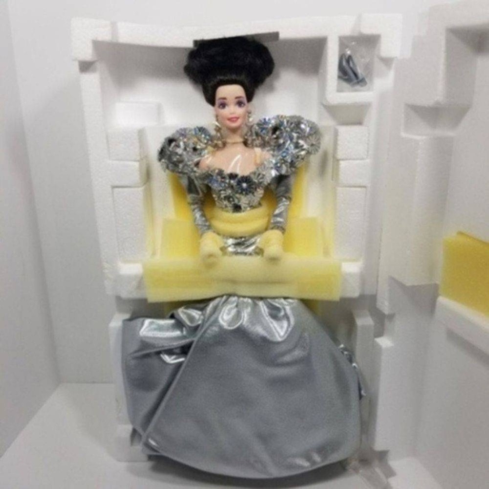 Mattel Barbie SILVER STARLIGHT BARBIE